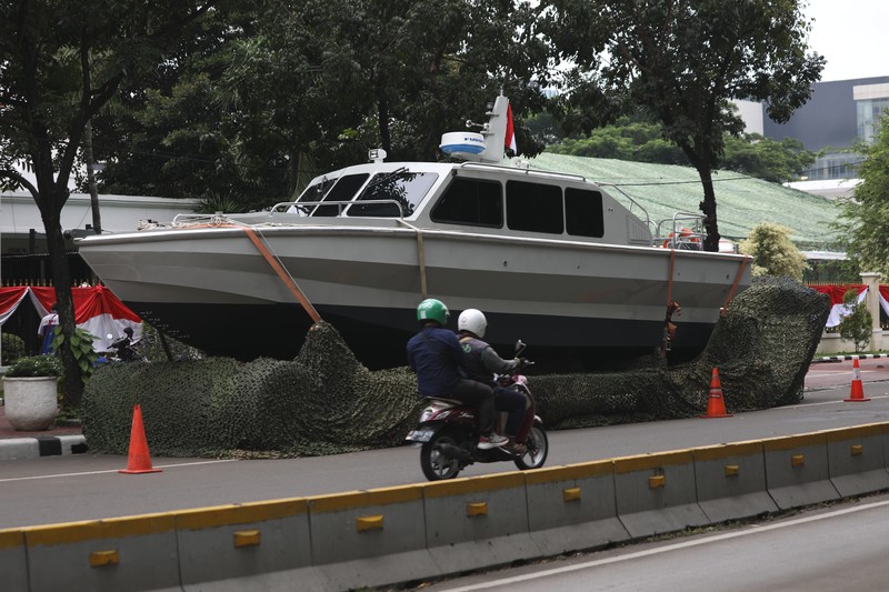 Kendaraan Taktis di Kawasan Jl, Merdeka (CNBC Indonesia/Tri Susilo)