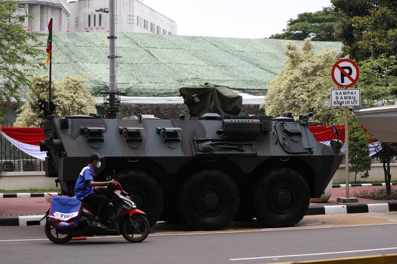 Kendaraan Taktis di Kawasan Jl, Merdeka (CNBC Indonesia/Tri Susilo)
