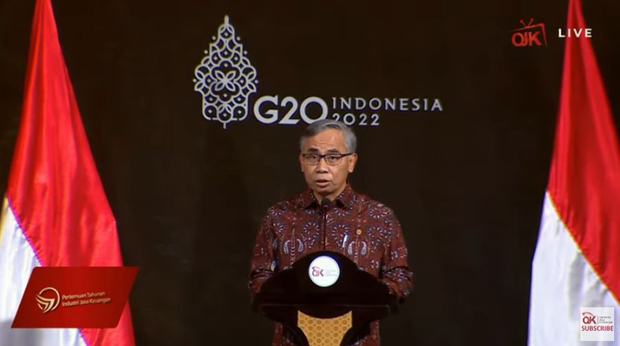 Ketua Dewan Komisioner Otoritas Jasa Keuangan (OJK) Wimboh Santoso Saat Pertemuan Tahunan Industri Jasa Keuangan 2022 dan Peluncuran Taksonomi Hijau Indonesia (Tangkapan Layar Youtube Jasa Keuangan)
