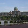RI Jadi Juru Selamat 