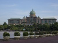 RI Jadi Juru Selamat 