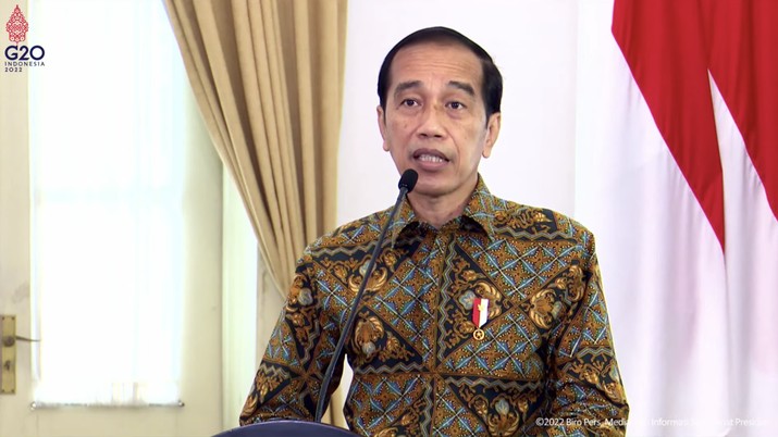 Presiden RI Jokowi memberi pidato di acara Pertemuan Tahunan Industri Jasa Keuangan dan Peluncuran Taksonomi Hijau, 20 Januari 2022. (Tangkapan Layar Youtube Sekretariat Presiden RI)