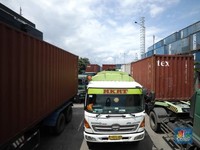 Cek Pak Jokowi! Sudah 2022 Priok Masih Macet Parah Begini