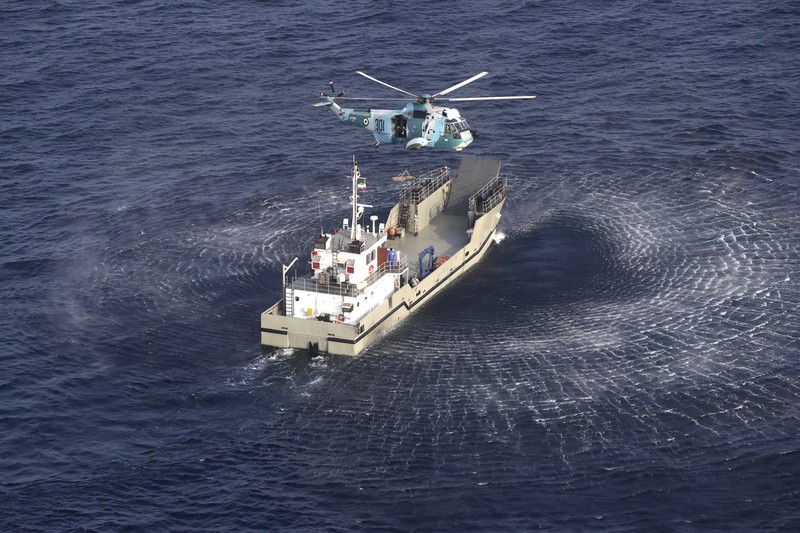 Iran, China, dan Rusia mengadakan latihan angkatan laut bersama di Samudera Hindia utara pada Jumat (21/1). (Iranian Army via AP) Iran, China, dan Rusia mengadakan latihan angkatan laut bersama di Samudera Hindia utara pada Jumat (21/1). (Iranian Army via AP)