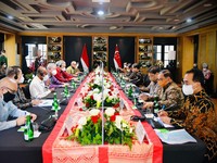 Momen Bersejarah Pertemuan Jokowi & Lee Hsien Loong di Bintan