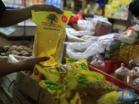 Harga Minyak Goreng Mahal, Kasihan Pedagang Kecil!
