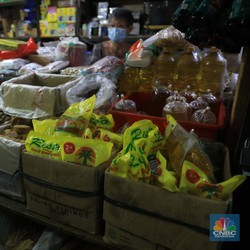 Efek Perang Ukraina ke Indonesia: Harga Sembako 'Menggila'!