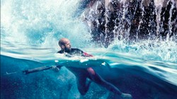 The Meg, Jason Statham Lawan Hiu di Bioskop Trans TV