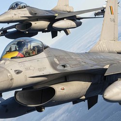Pangkalan NATO Tetiba Kerahkan Jet-Jet Tempur, Geger Drone Misterius