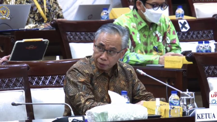 Ketua Dewan Komisioner Otoritas Jasa Keuangan (OJK) Wimboh Santoso Saat Raker dengan Komisi XI DPR RI (Tangkapan Layar Youtube Komisi XI DPR RI Channel)