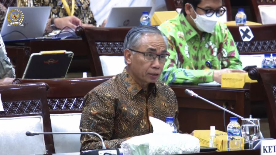 Ketua Dewan Komisioner Otoritas Jasa Keuangan (OJK) Wimboh Santoso Saat Raker dengan Komisi XI DPR RI (Tangkapan Layar Youtube Komisi XI DPR RI Channel)