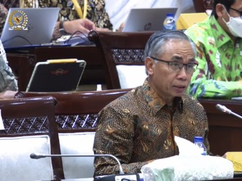 DPR: Ibarat Gunung Es, Kisruh Unitlink Baru Pucuknya Saja