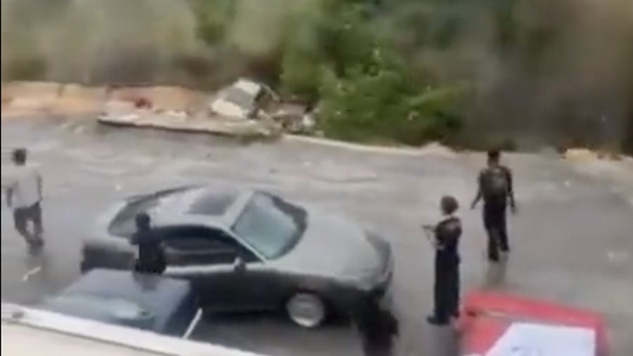 Longsor di malaysia (Tangkapan Layar video via twitter @Brave_spirit81)