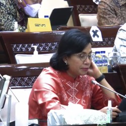 Bu Sri Mulyani, Apa Sih Manfaat NIK Jadi NPWP?