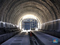 Heboh TKA China Jadi Tukang Las Kereta Cepat JKT-BDG