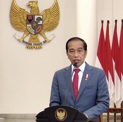 Jokowi: PLTU 5,5 GW Akan Disetop, Kiamat Batu Bara Mendekat!