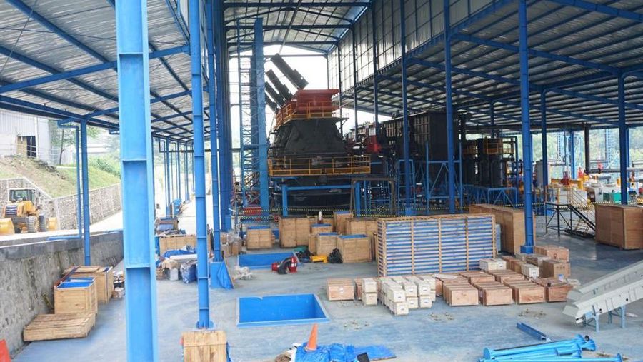 PT PLN (Persero) siap menyerap listrik sebesar 5 megawatt (MW) yang dihasilkan Pembangkit Listrik Tenaga Sampah (PLTSa) di Tempat Pembuangan Akhir (TPA) Putri Cempo, Surakarta, Jawa Tengah, pada akhir 2022.