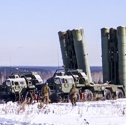 Putin Ngamuk Rusia Diinvasi, Kerahkan Bantuan Militer dari Kaliningrad