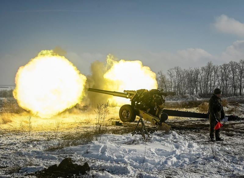 Latihan Militer Rusia di jajaran Kadamovsky di wilayah Rostov, Rusia Tank tempur utama T-72B3 Rusia ikut dalam latihan militer angkatan bersenjata Distrik Militer Selatan di jajaran Kadamovsky di wilayah Rostov, Rusia (27/1/2022). (REUTERS/Sergey Pivovarov)