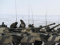 Keren! Rusia Punya 'Robot Tempur' Canggih