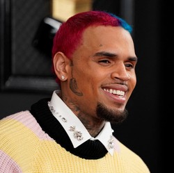 Chris Brown Digugat Rp 287 M karena Pemerkosaan, Bius Korban