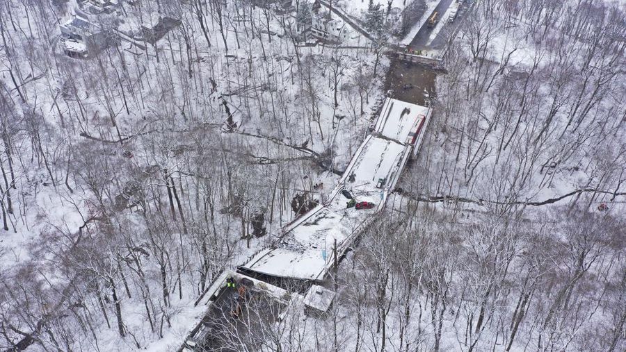 Jembatan di Pittsburgh AS Runtuh (REUTERS/DRONE BASE)