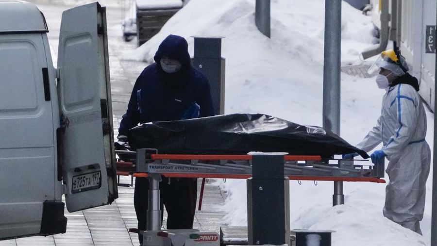 Lonjakan kasus Covid-19 di Rusia (AP/Pavel Golovkin)