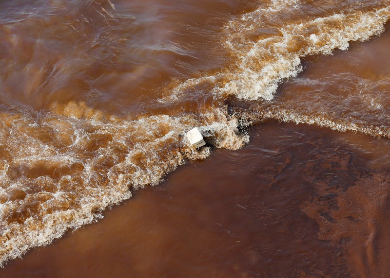 Tumpahan minyak di Teluk Thailand (AP Photo/Sakchai Lalit)