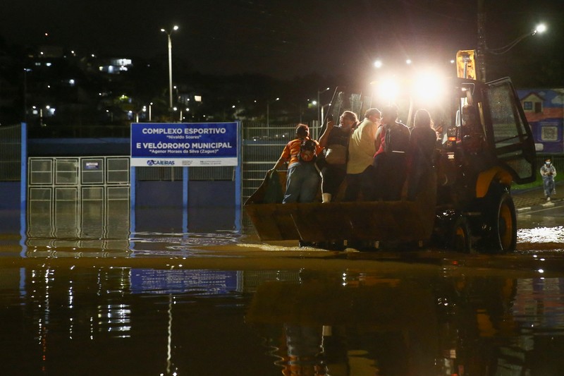 Banjir dan tanah longsor terjang Sao Paulo, Brasil (AP Photo/Orlando Junior-Futura Press) Banjir dan tanah longsor terjang Sao Paulo, Brasil (AP Photo/Orlando Junior-Futura Press)