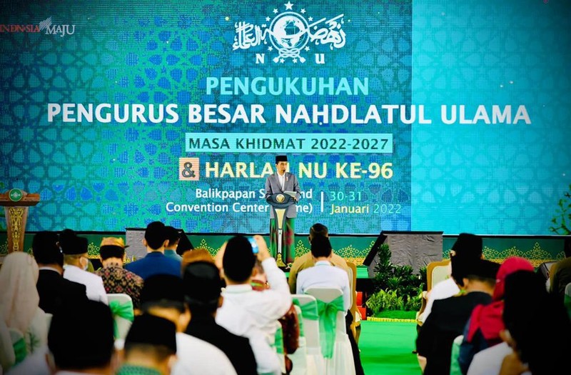 Presiden Jokowi melakukan pengukuhan pengurus besar dan harlah ke-96 Nahdlatul Ulama, Balikpapan, Senin (31/1/2022) (Dok: Biro Pers Sekretariat Presiden)