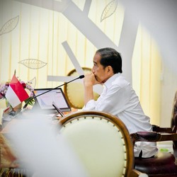 Jokowi Wanti-wanti: Jangan Sampai Covid Ganggu Laju Ekonomi!