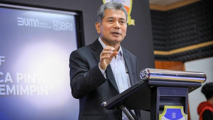 Direktur Utama BBRI Sunarso Direktur Utama BBRI Sunarso dalam sebuah paparan.