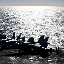 Kapal Induk Nuklir AS Tabrakan di Laut Mediterania, Begini Kondisinya
