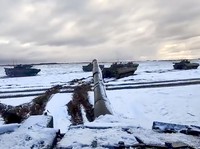 70% Pasukan Tempur Rusia Kabarnya Siap Invasi Ukraina, Kapan?