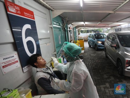 Fakta! Serangan Covid-19 Omicron di RI Sudah Reda...