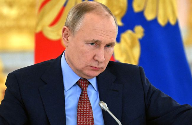 Presiden Vladimir Putin Ancam Negara yang berani ikut campur. RUSIA VS UKRAINA
