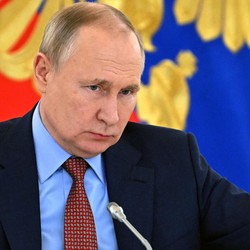 Punya Banyak Uang, Rusia Gagal Bayar Utang 