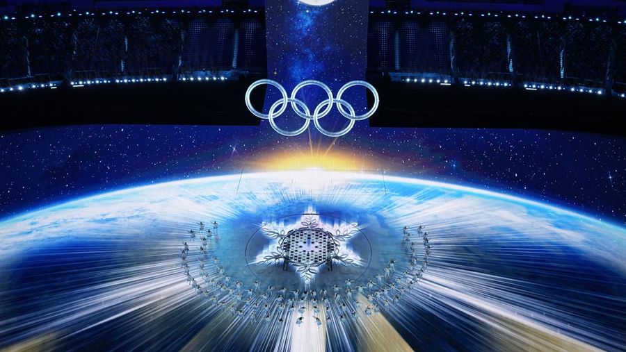 Pembukaan Olimpiade musim dingin Beijing 2022 digelar di Bird's Nest Stadium (AP/Jeff Roberson)