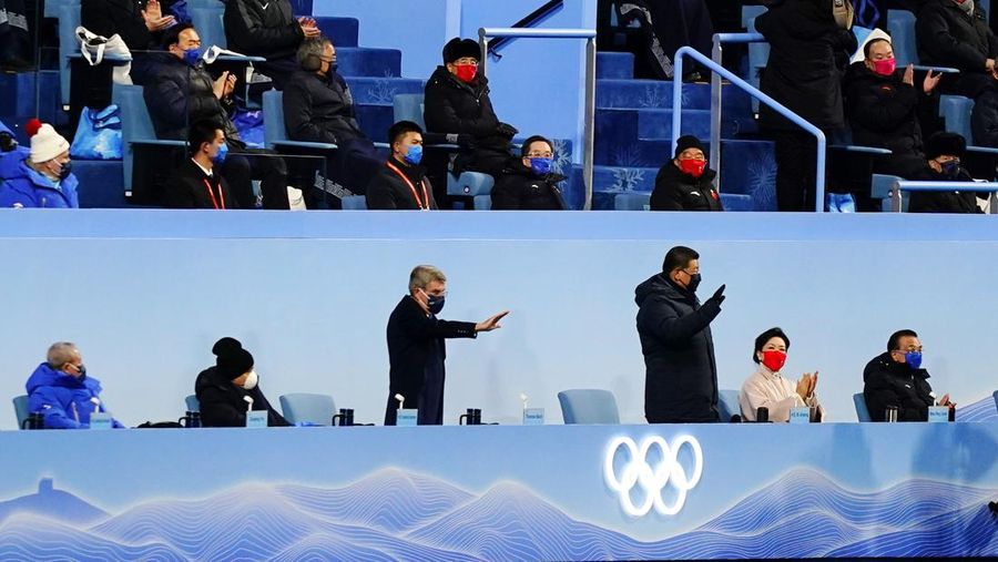 Pembukaan Olimpiade musim dingin Beijing 2022 digelar di Bird's Nest Stadium (AP/Bernat Armangue)