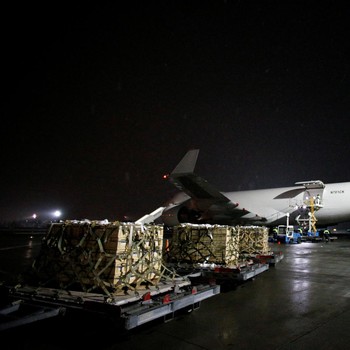 Penampakan AS Kirim Senjata Ratusan Juta Dolar AS ke Ukraina