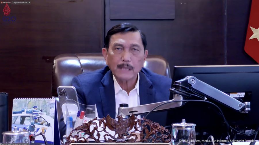 Menko Kemaritiman dan Investasi Luhut Binsar Pandjaitan memberi Keterangan Pers Menteri terkait Hasil Rapat Terbatas “Evaluasi PPKM