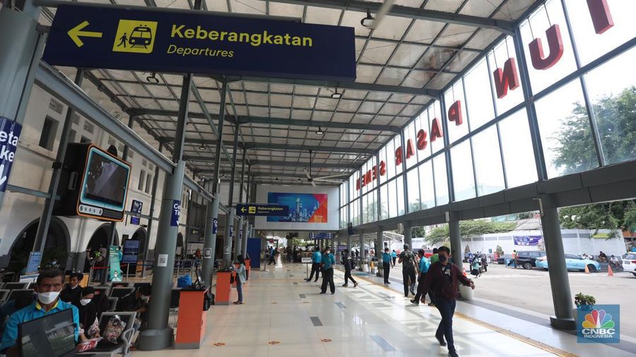 Mobilitas Warga Jakarta Saat PPKM Level 3 (CNBC Indonesia/Andrean Kristianto)