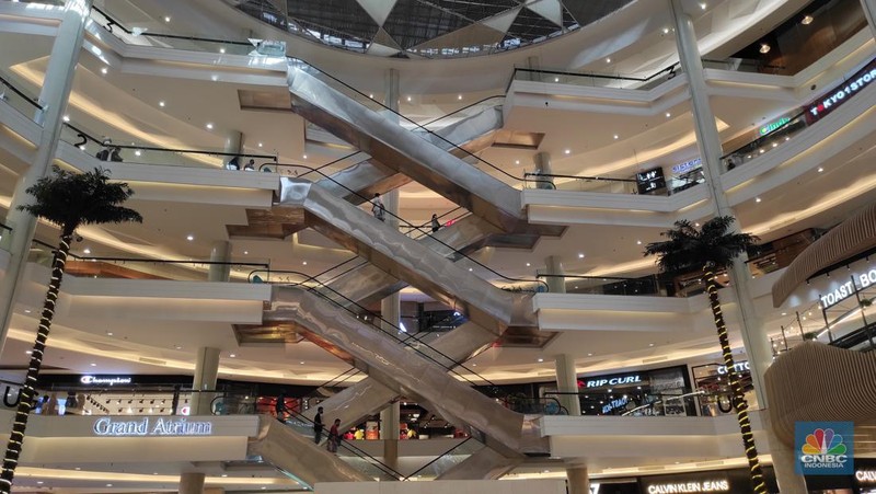 Mobilitas Warga Jakarta Saat PPKM Level 3 (CNBC Indonesia/Andrean Kristianto)