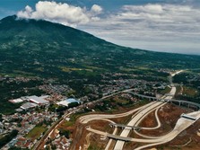 Anggaran Infrastruktur 2023 Naik, Berkah Buat Adhi Karya Dkk?