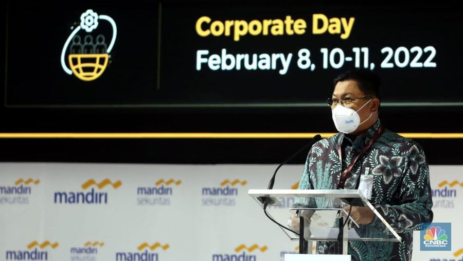 Direktur Utama Bank Mandiri Darmawan Junaidi dalam Mandiri Investment Forum 2022