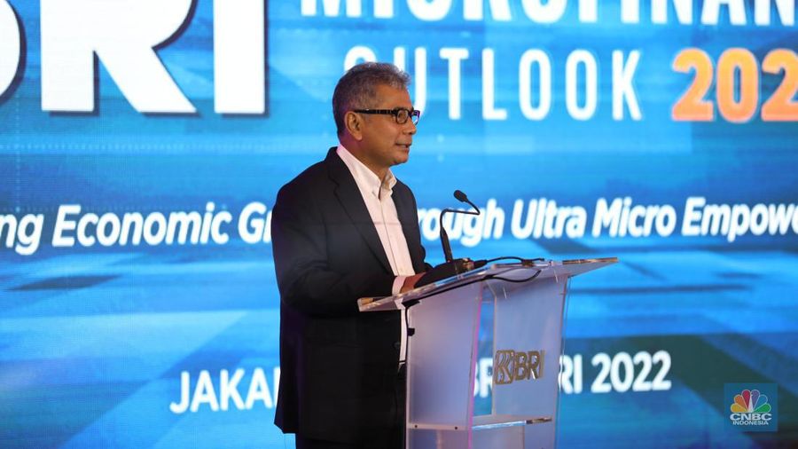 Direktur Utama Bank BRI, Sunarso di acara BRI Microfinance Outlook 2022 (CNBC Indonesia/Tri Susilo)