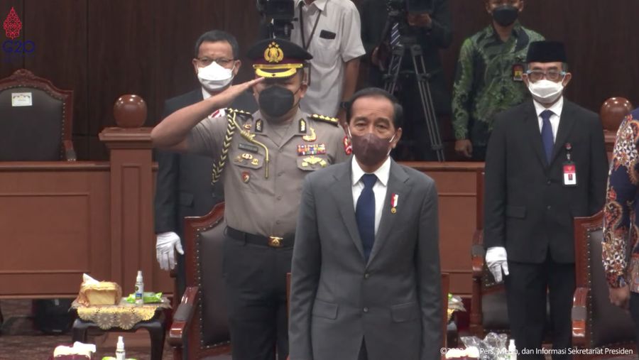 Jokowi di Sidang Pleno Khusus Penyampaian Laporan Mahkamah Konstitusi Tahun 2021, 10 Februari 2022 (Tangkapan Layar Youtube)