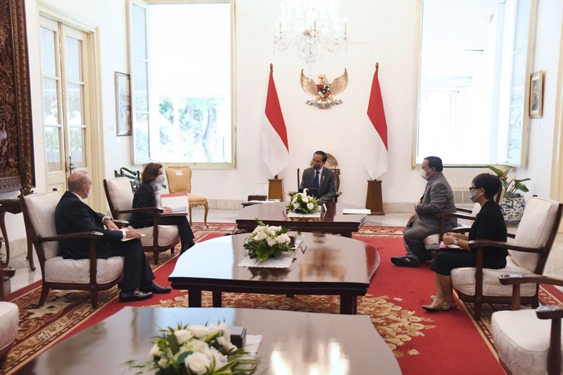 Menhan Prabowo Antar Menhan Parly Bertemu Presiden Jokowi. (BPMI Setpres/Lukas)