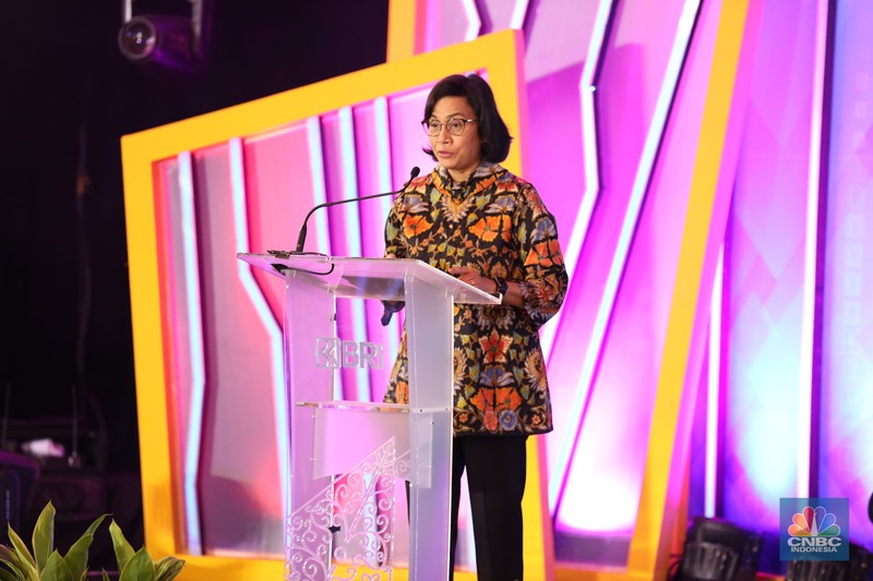 Direktur Utama Bank BRI, Sunarso di acara BRI Microfinance Outlook 2022 (CNBC Indonesia/Tri Susilo)