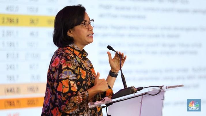 Menteri Keuangan Sri Mulyani dalam acara BRI Microfinance Outlook 2022 (CNBC Indonesia/Tri Susilo) Menteri Keuangan Sri Mulyani dalam acara BRI Microfinance Outlook 2022 (CNBC Indonesia/Tri Susilo)